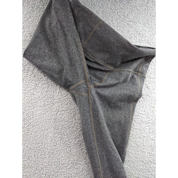 Athleta Salutation Women's size Medium Gray Capri Yoga Crop Leggings - Picture 6 of 8
